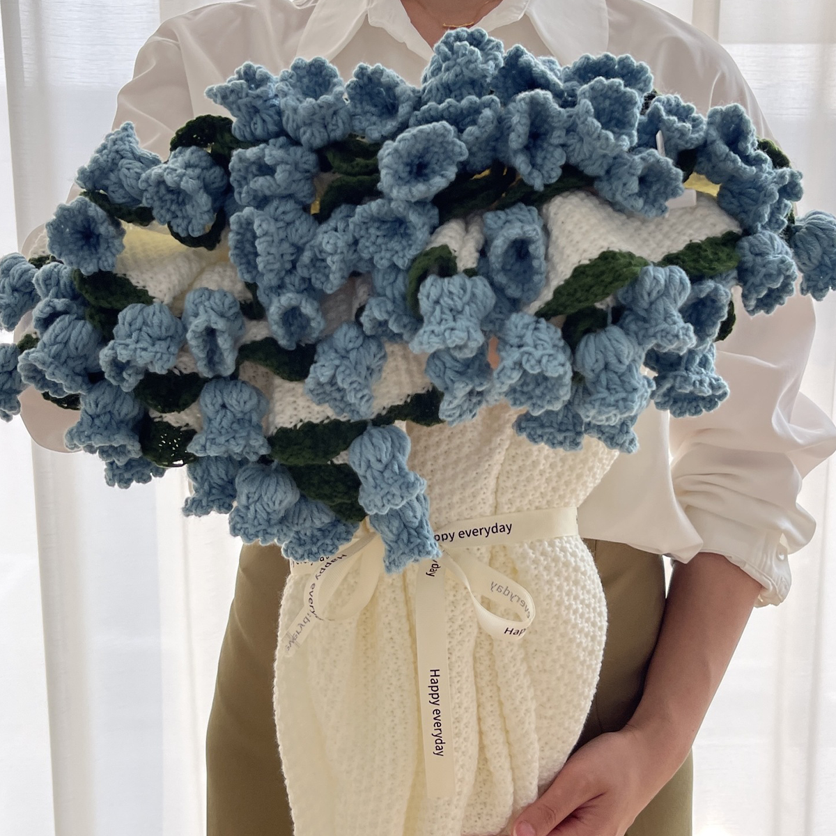 Ovornix Bouquet Blanket: The Most Loving Gift for Mom or Your Girlfriend