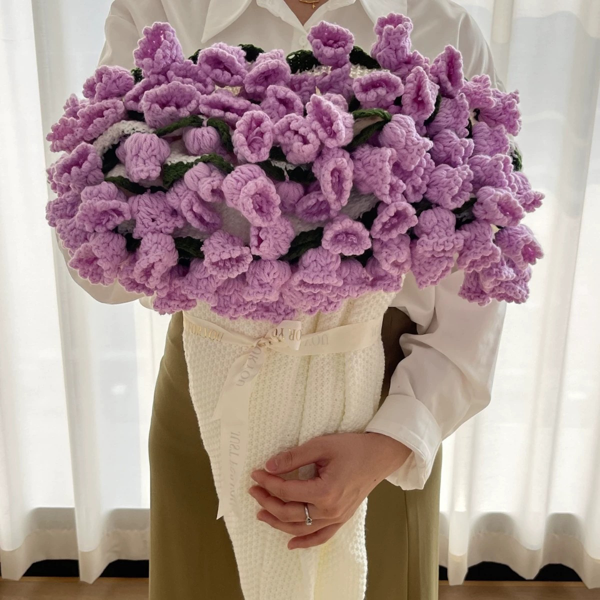 Ovornix Bouquet Blanket: The Most Loving Gift for Mom or Your Girlfriend